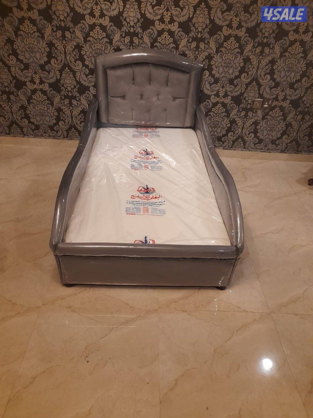 مركز المفروشات الطبي جميع السراير الطبي جميع.7