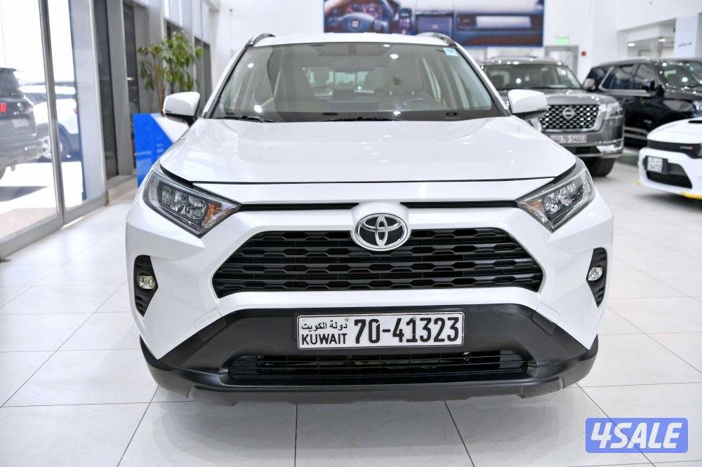 تويوتا راف فور1