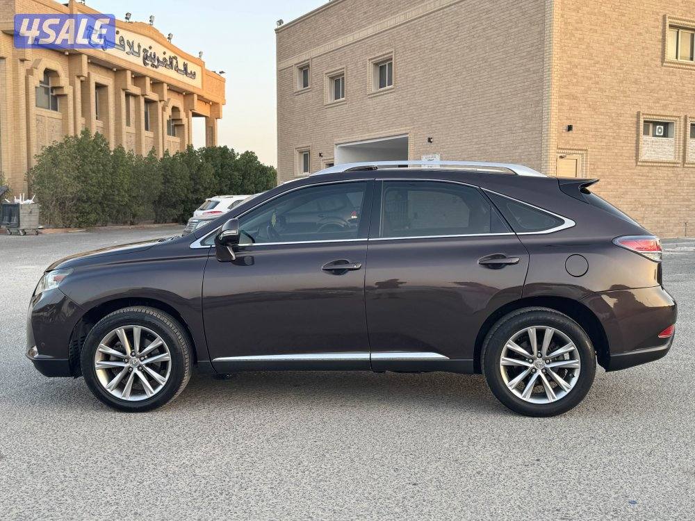 للبيع لكزس rx 2015 بحالة ممتازة0