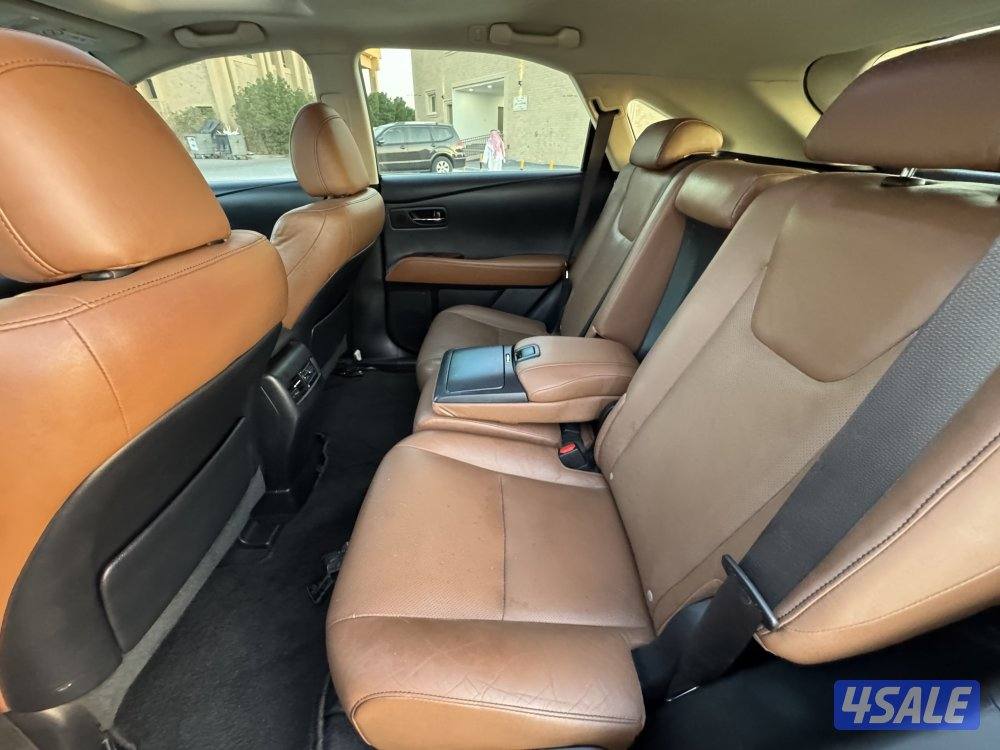 للبيع لكزس rx 2015 بحالة ممتازة6