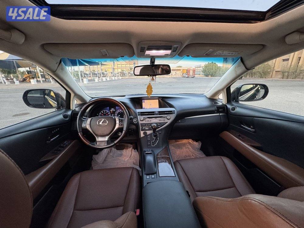 للبيع لكزس rx 2015 بحالة ممتازة5
