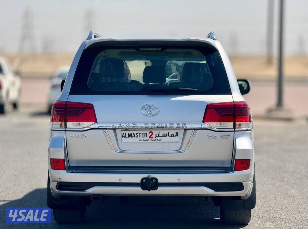 لاند كروز VXR  وارد الخليج صبغ الوكاله شرط الفحص5