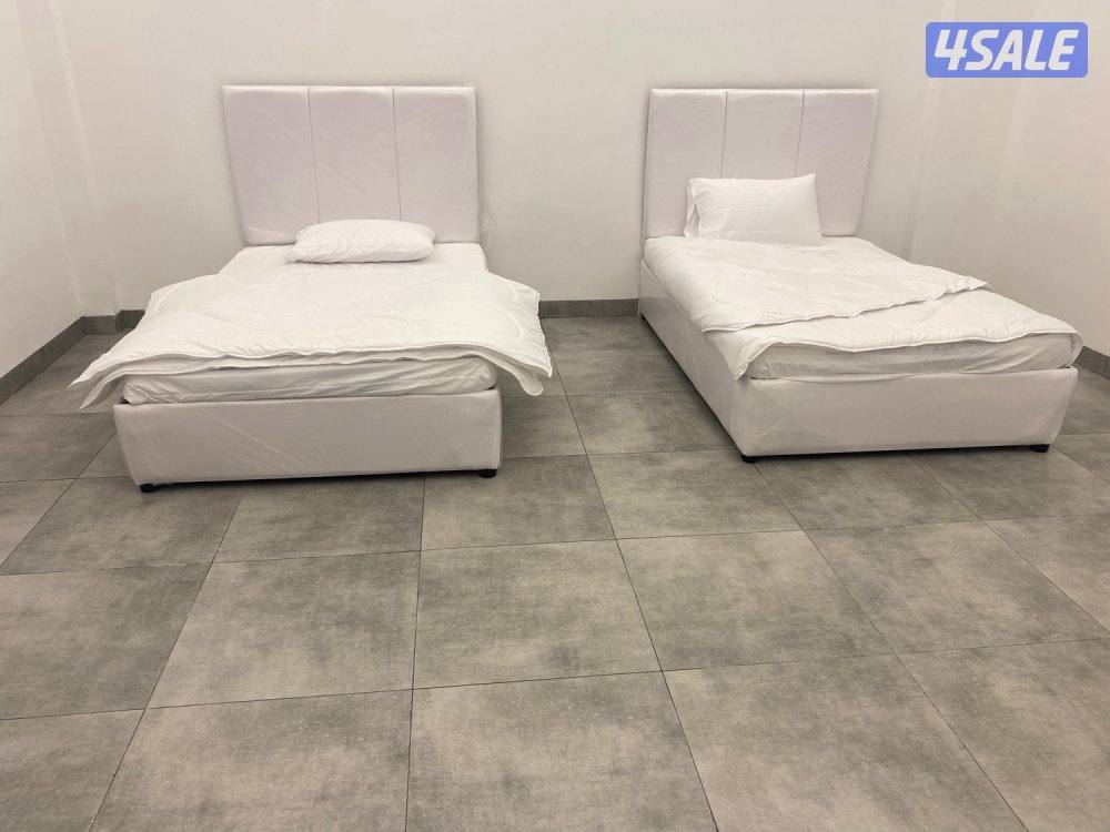 سراير طبيه ودواشك وكبتات ويوجد سراير حديد وخشب سرير طبي سراير طبيه0