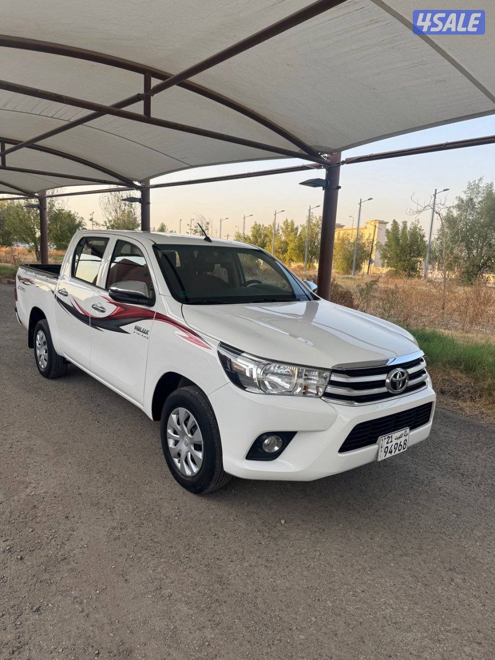 هايلكس 2023 الساير جير اوتوماتيك عداد (40) الف كم2