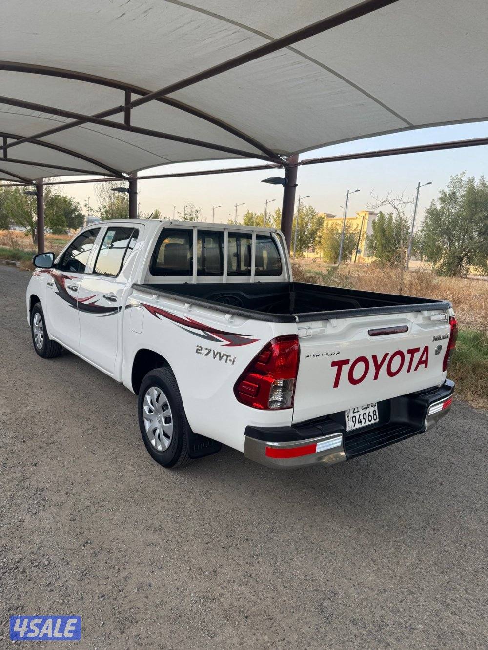 هايلكس 2023 الساير جير اوتوماتيك عداد (40) الف كم3