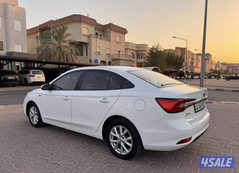 ام جي 5 موديل 2022 عداد 22 الف صبغ الوكاله5