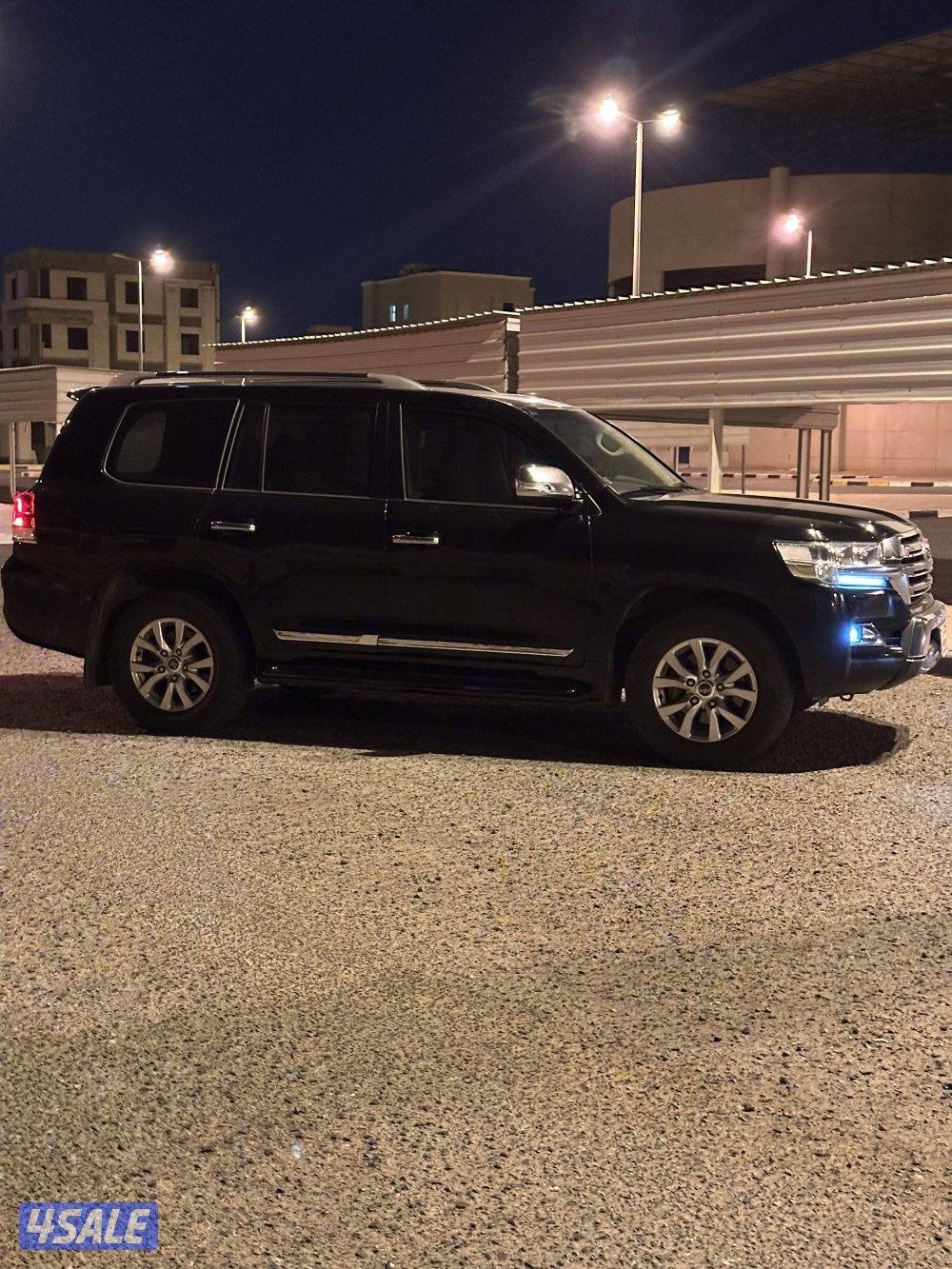 للبيع لاندكروزر ٢٠١٦3