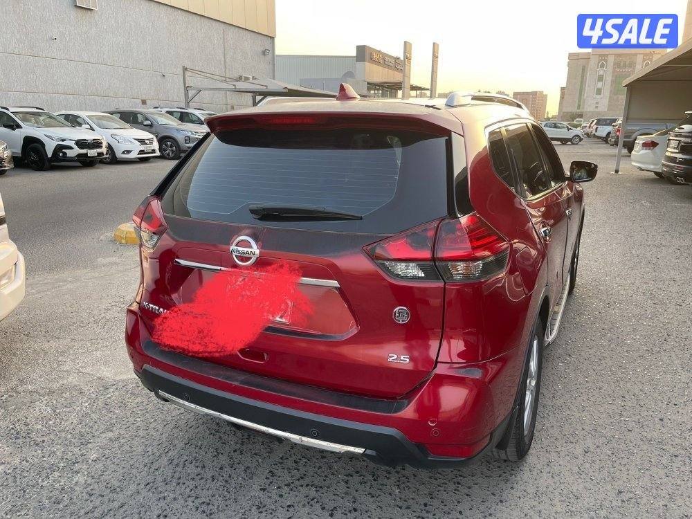 للبيع نيسان اكس تريل موديل 20202