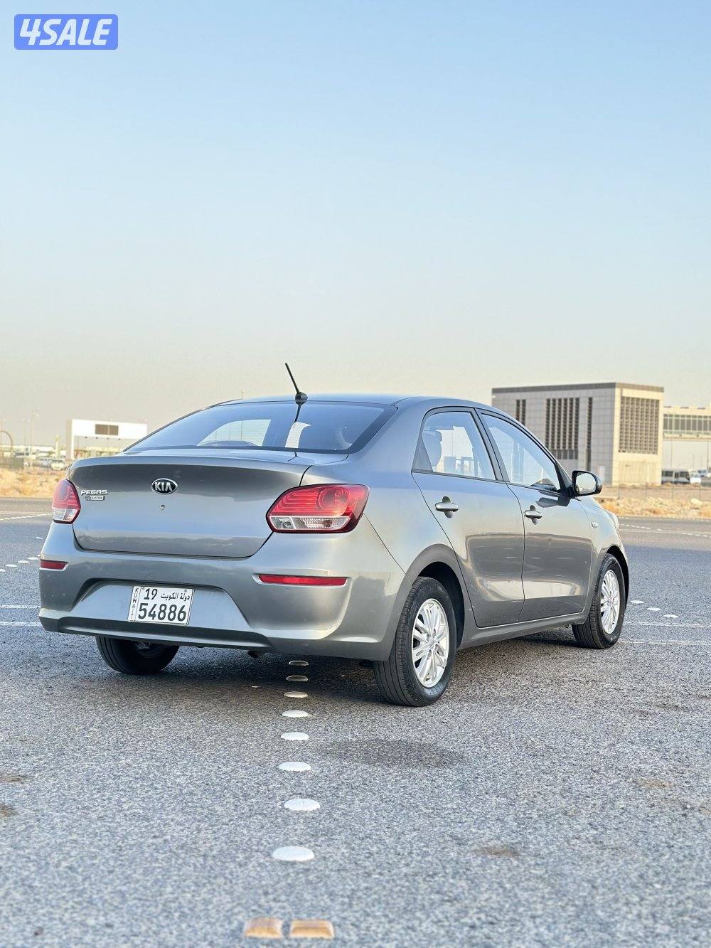كيا بيجاس3
