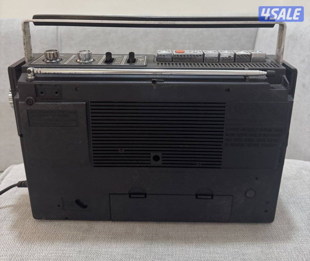 للبيع مسجل وراديو شغال ومطحانة يدوية السعر ٣٠ دينار3