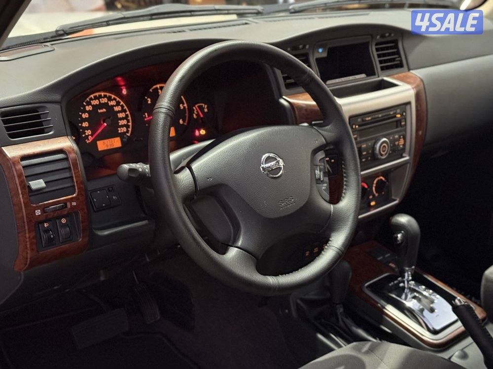 NISSAN SAFARI _20236