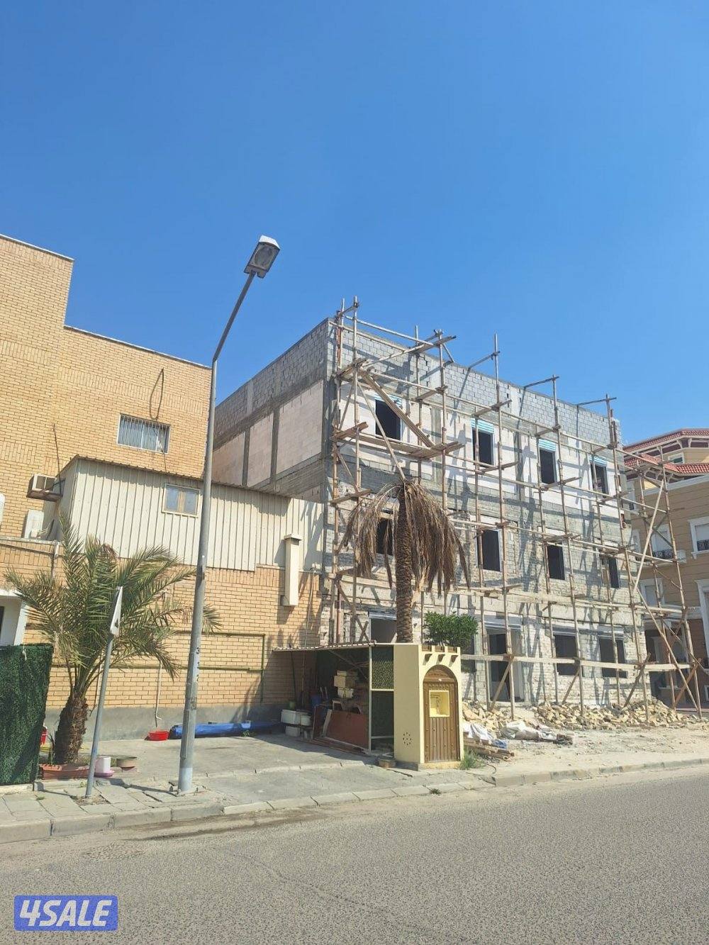 مقاول عام اضافه ملاحق وترميمات داخلي وخارجي هيكل اسود ومصنعيه0