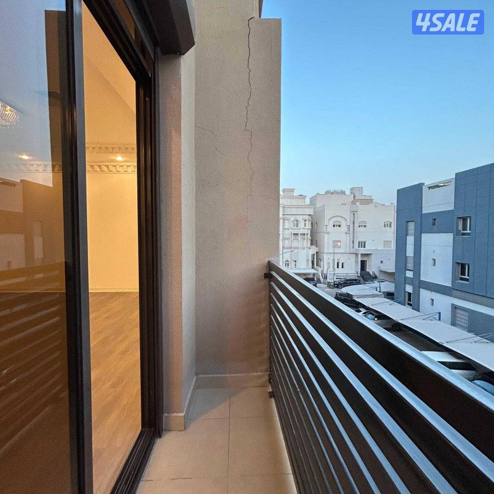 دور كامل للايجار في الصديق قطعة 76