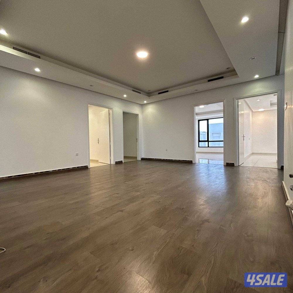 دوبلكس للإيجار في الفنيطيس قطعة 32