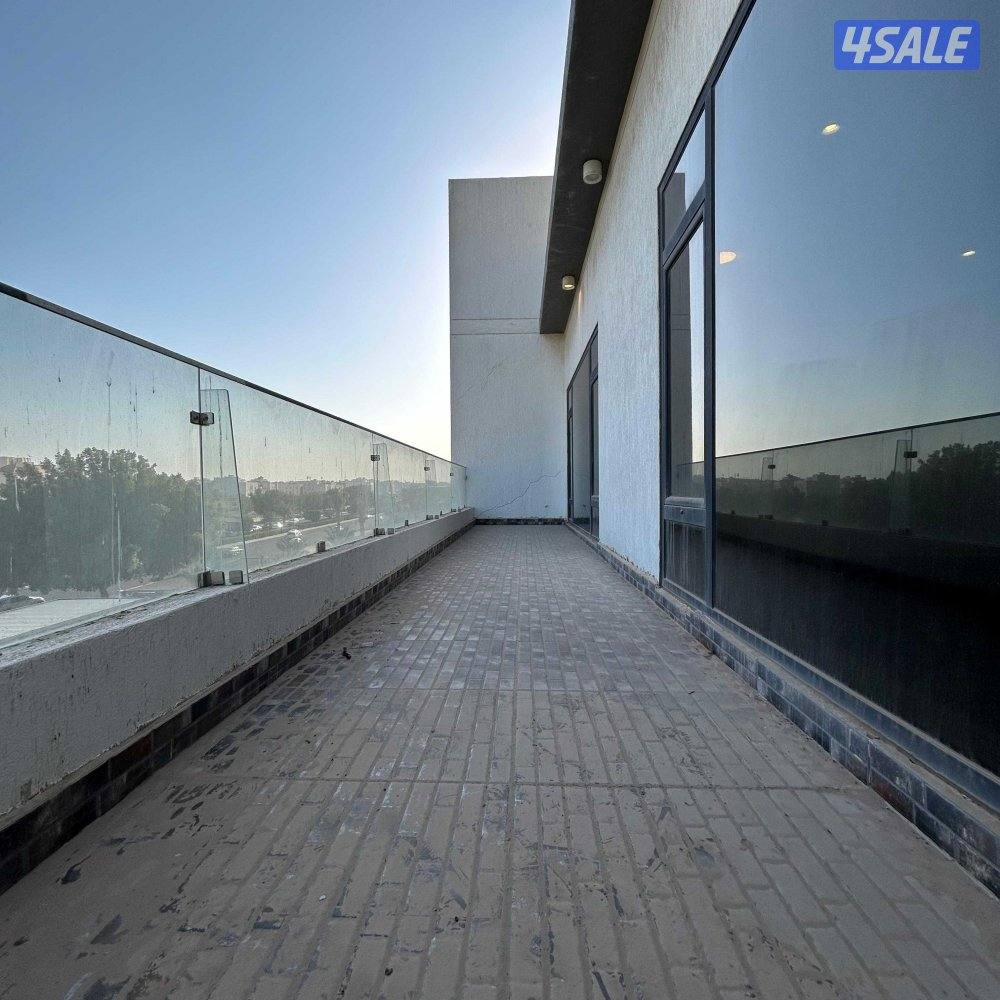 دوبلكس للإيجار في الفنيطيس قطعة 33