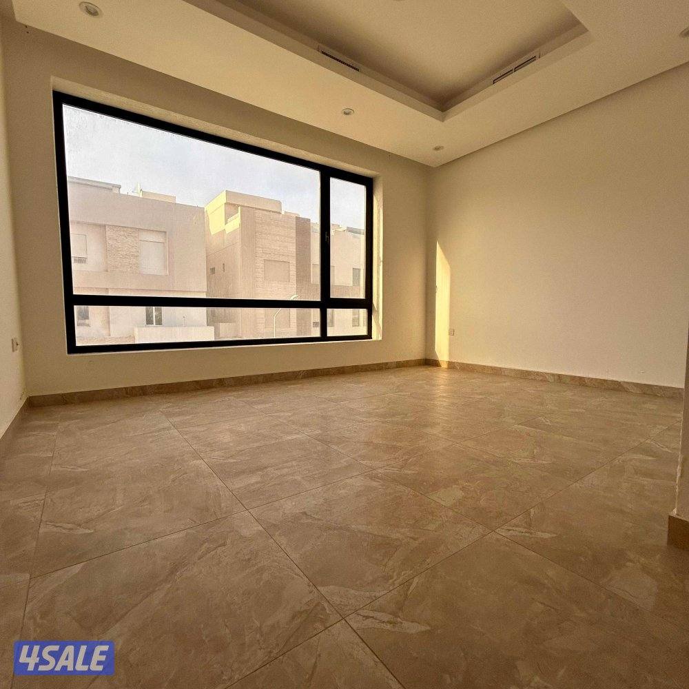 دوبلكس للإيجار في الفنيطيس قطعة 38