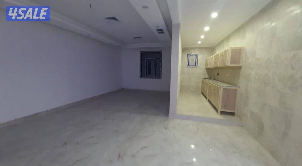 للايجار بيت في جابر الاحمد 3 ادوار شارع واحد5