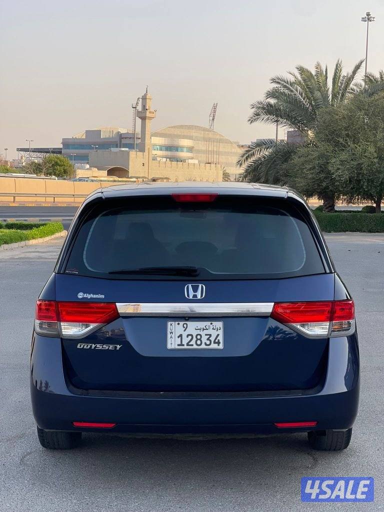 للبيع هوندا  اوديسي ٢٠١٤ بحاله الوكاله شرط الفحص4