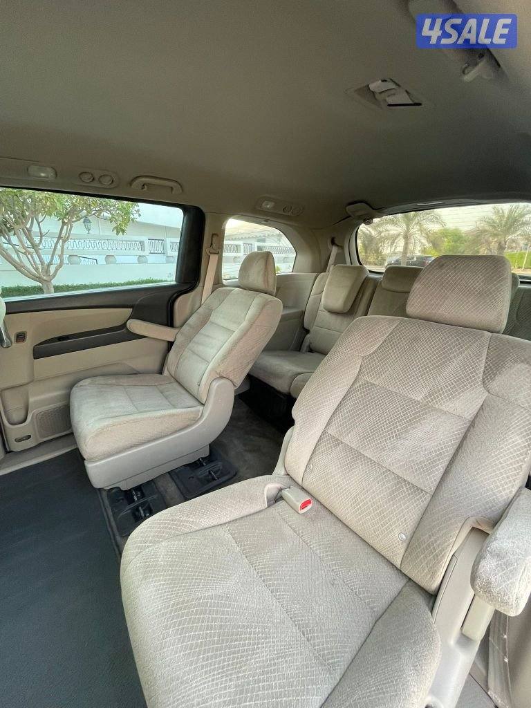 للبيع هوندا  اوديسي ٢٠١٤ بحاله الوكاله شرط الفحص6