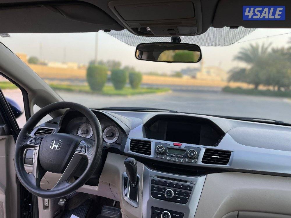 للبيع هوندا  اوديسي ٢٠١٤ بحاله الوكاله شرط الفحص8