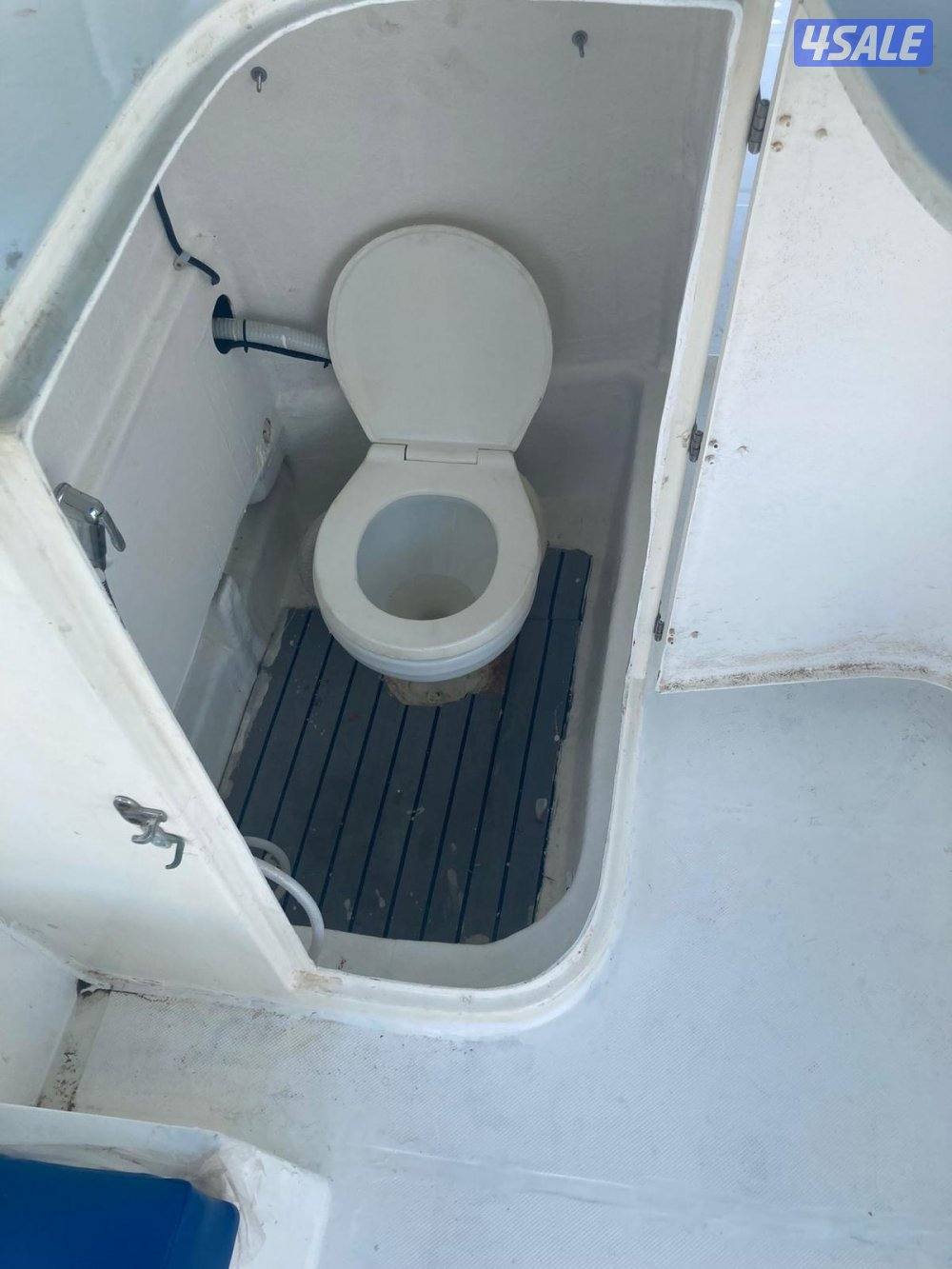 ‏تأجير طراد للإيجار8