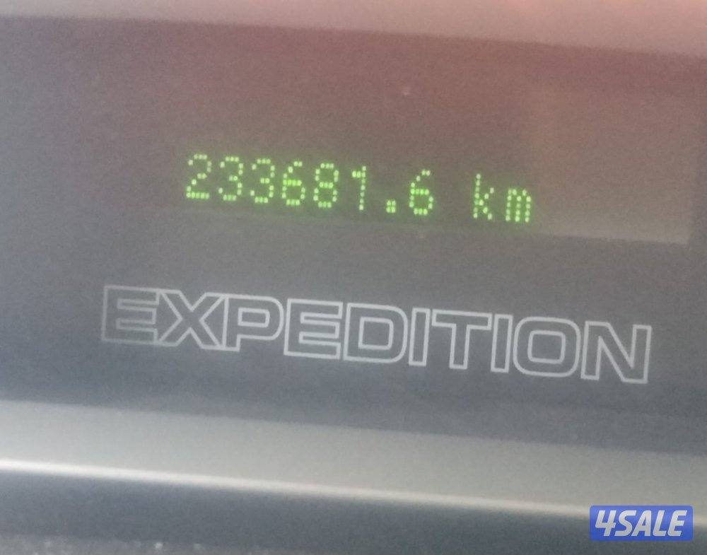 للبيع فورد اكسبدشن موديل ٢٠١٣ نظيف ماشي ٢٣٣٧٠٠اللون الرمادي الغامق3