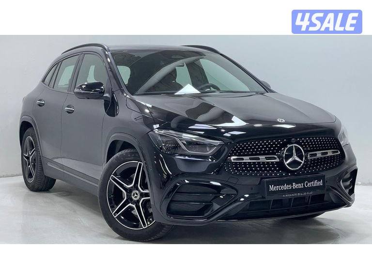Mercedes-Benz GLA1