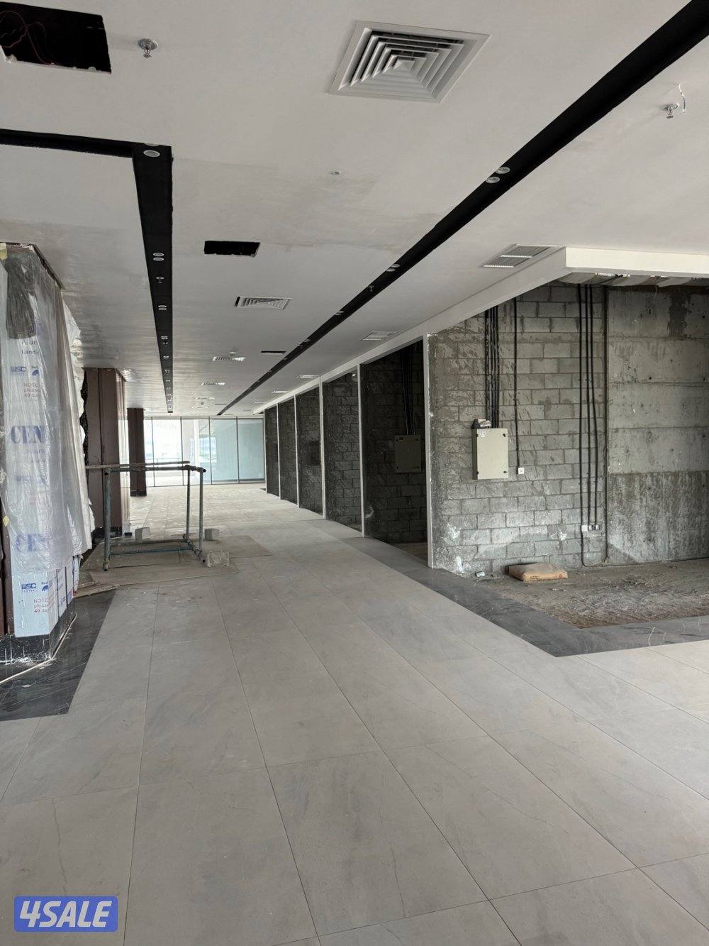 للإيجار محلات و ادوار تجارية في الفروانية3