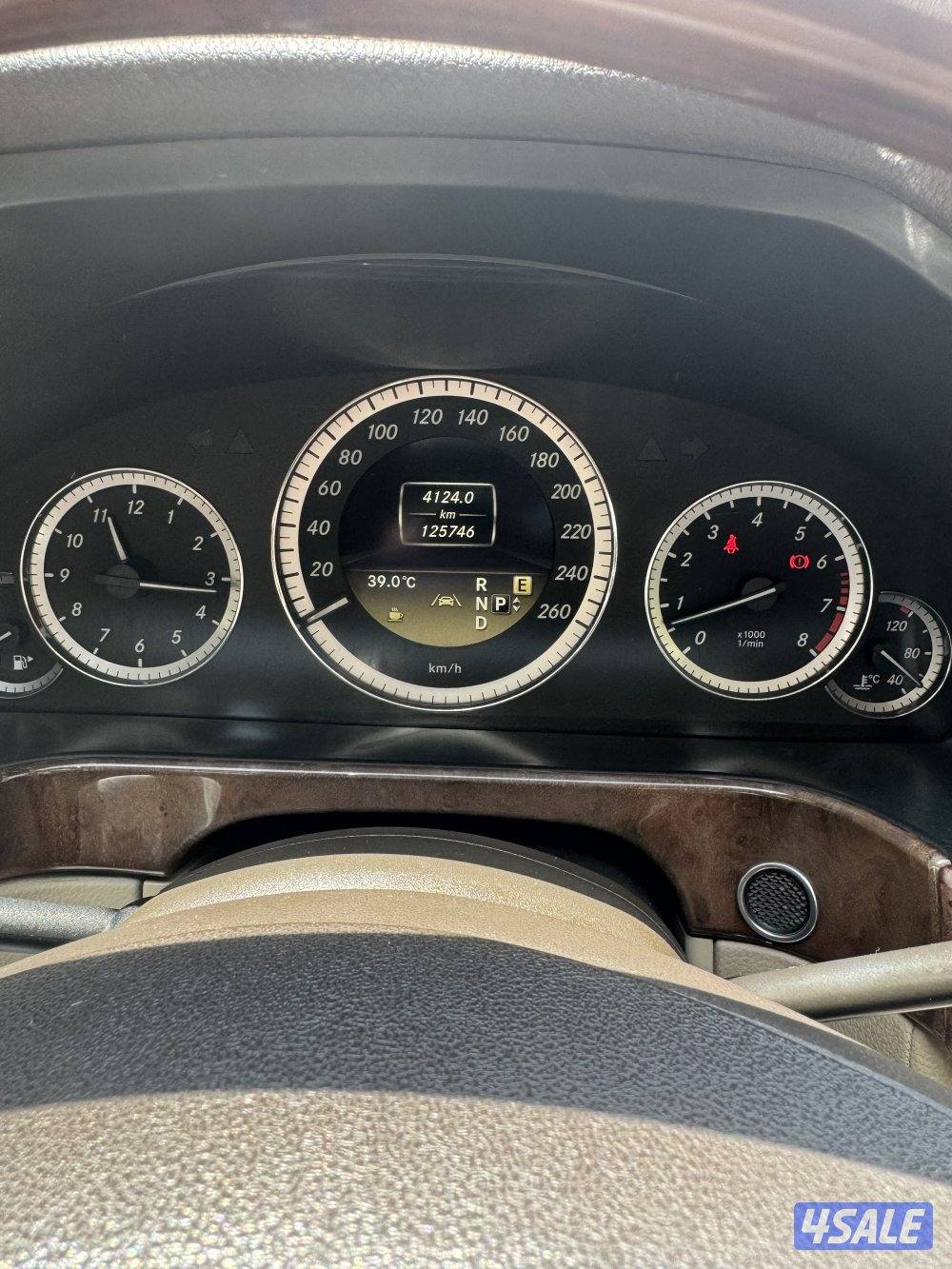 للبيع مرسيدس E300 موديل 2012 عداد 125 الف كيلو شرط الفحص6