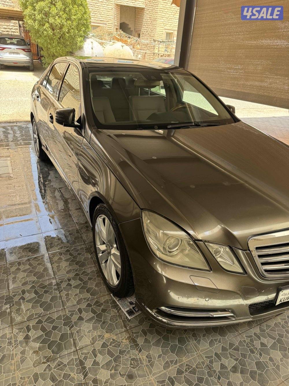 للبيع مرسيدس E300 موديل 2012 عداد 125 الف كيلو شرط الفحص8