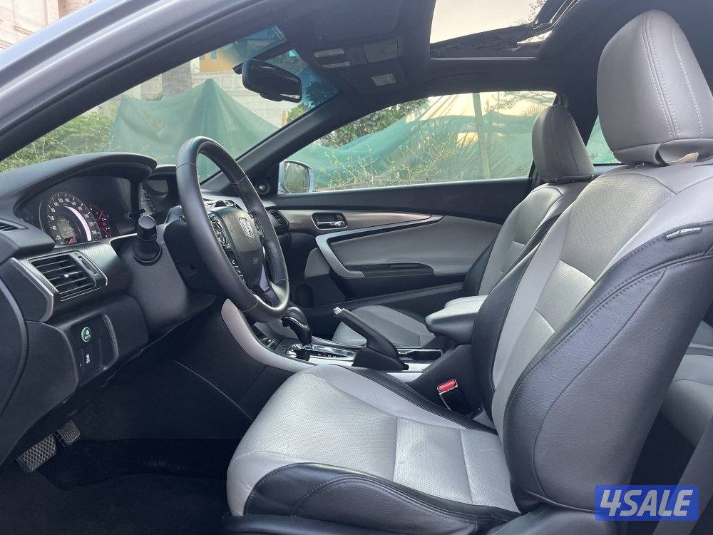 هوندا اكورد كامل الموصفات المالك الاول عداد 85 موديل 20174