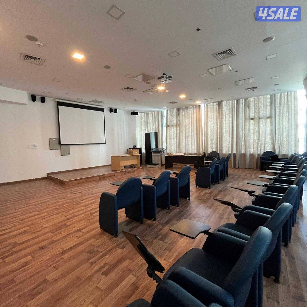 دور تجاري للإيجار في الشرق7