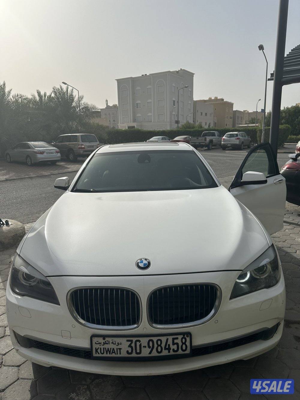 بي ام 750Li موديل 20113