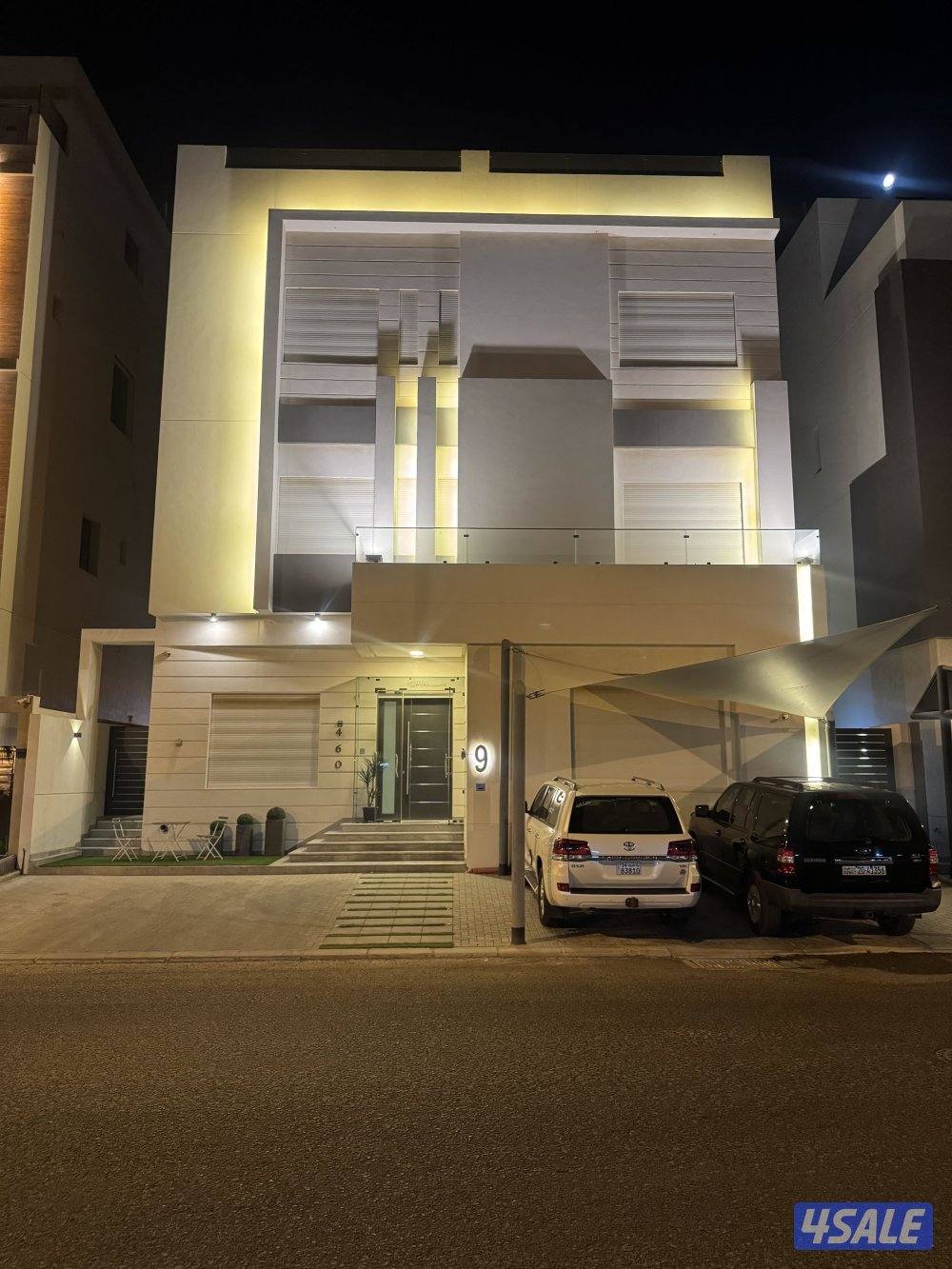 للبيع فلل سكن + سكن و استثمار في المسايل0