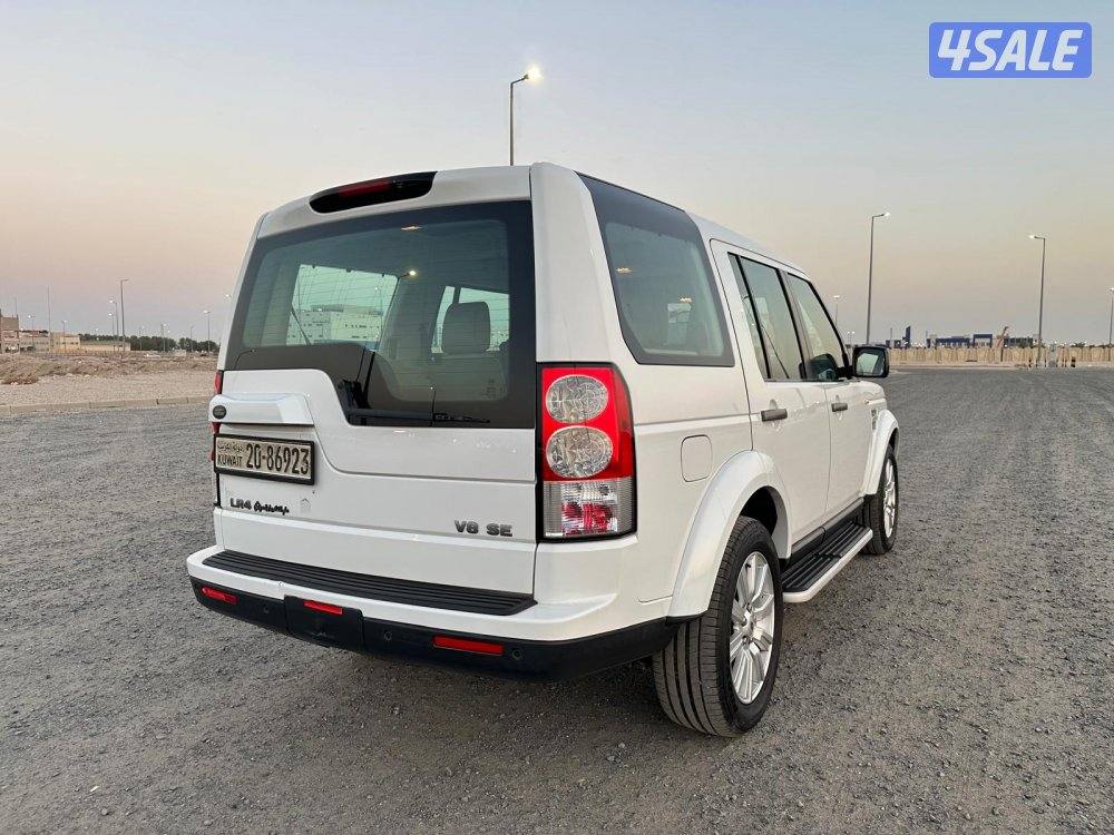 لاندروفر LR4 موديل ٢٠١٣ بحالة الوكالة في قمة النظافة9