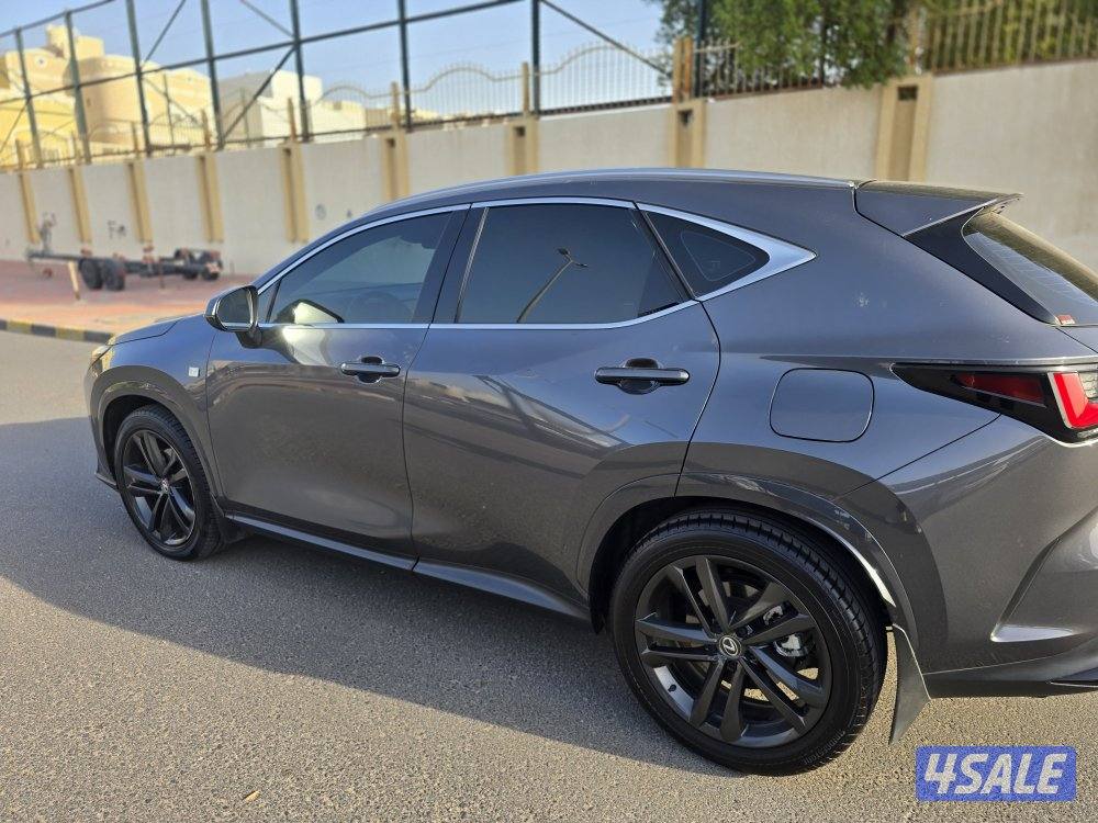 لكزس الساير موديل NX350 2024 بحالة الوكالة7