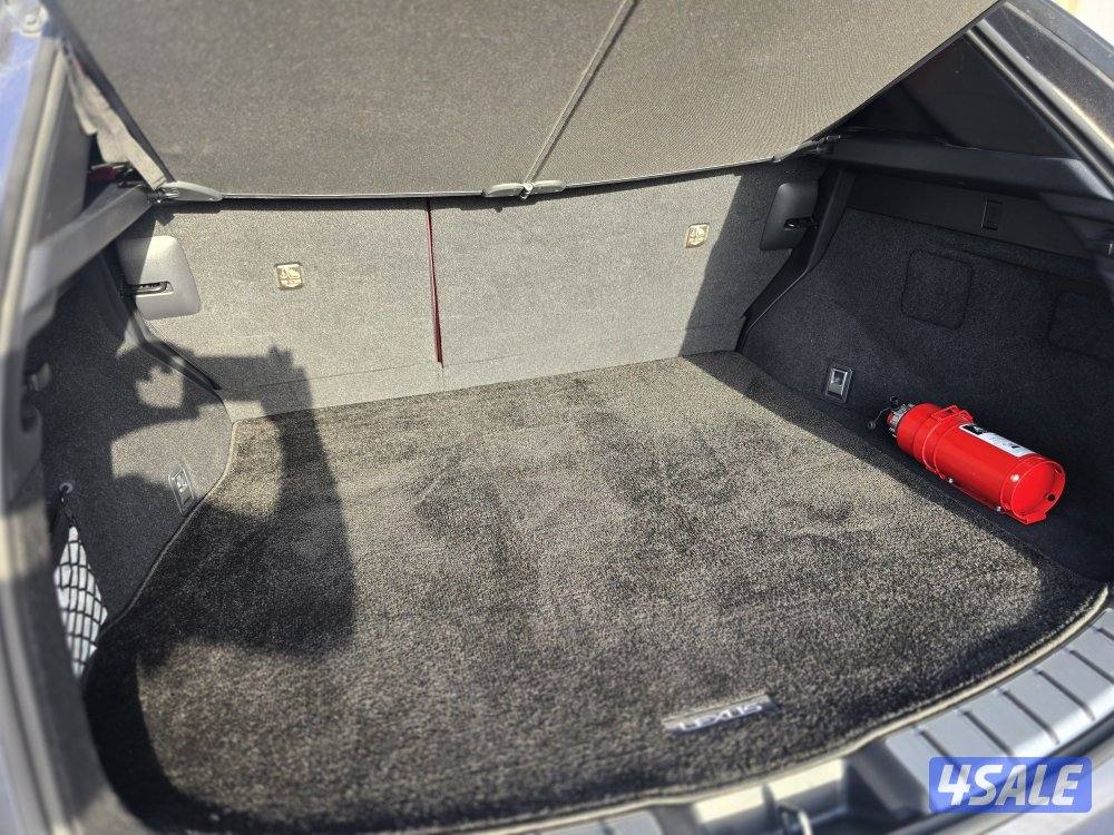 لكزس الساير موديل NX350 2024 بحالة الوكالة8