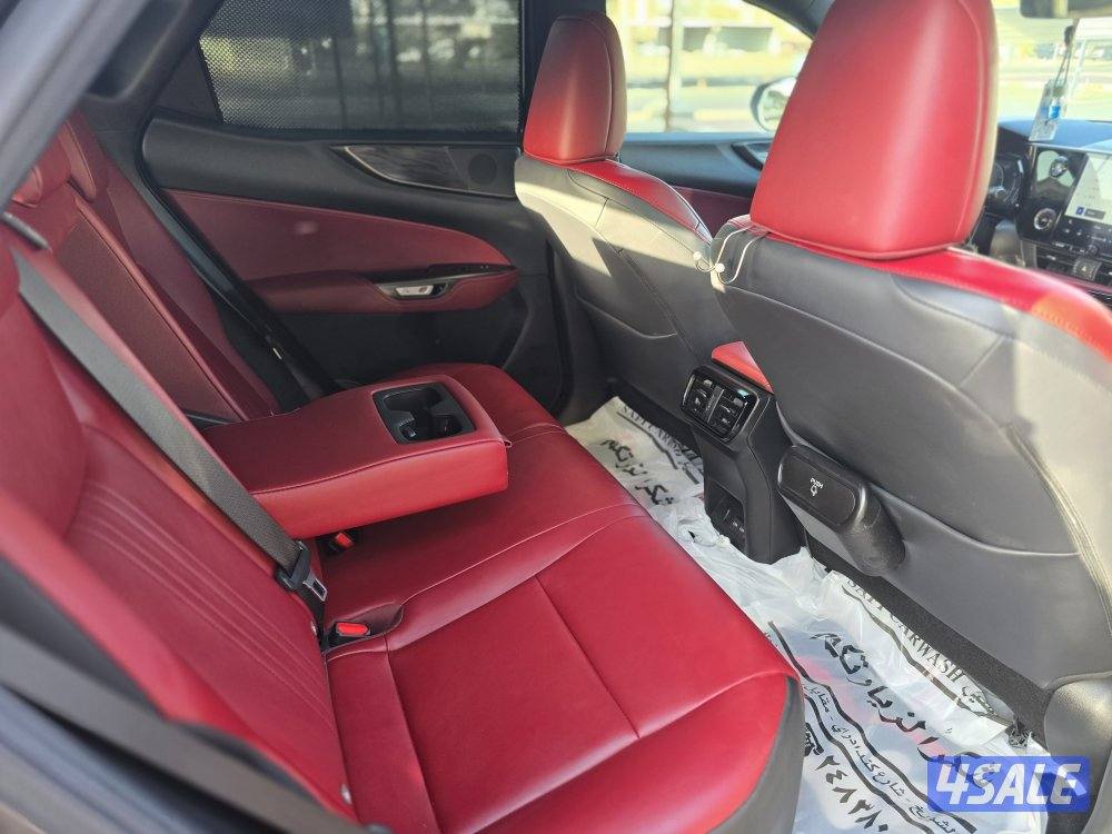 لكزس الساير موديل NX350 2024 بحالة الوكالة12