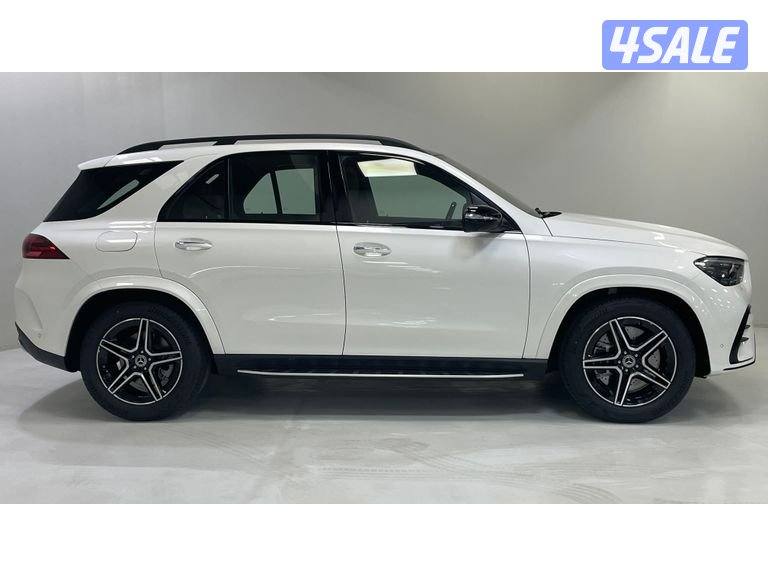 Mercedes-Benz GLE SUV4