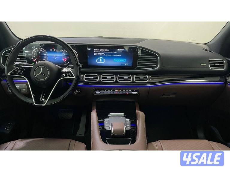 Mercedes-Benz GLE SUV11