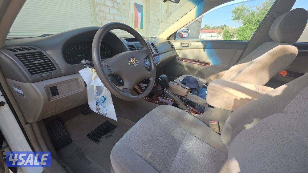 للبيع كامري 2006 v63