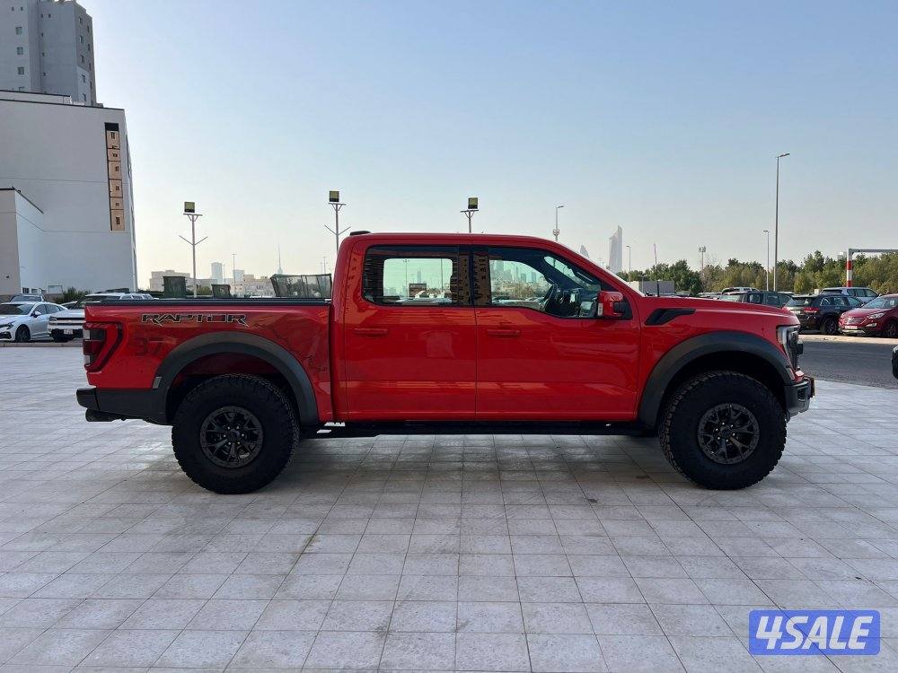 رابتر 2021 / 37 ماشي 118 الف بحالة الوكاله صبغ الوكاله شرط الفحص4