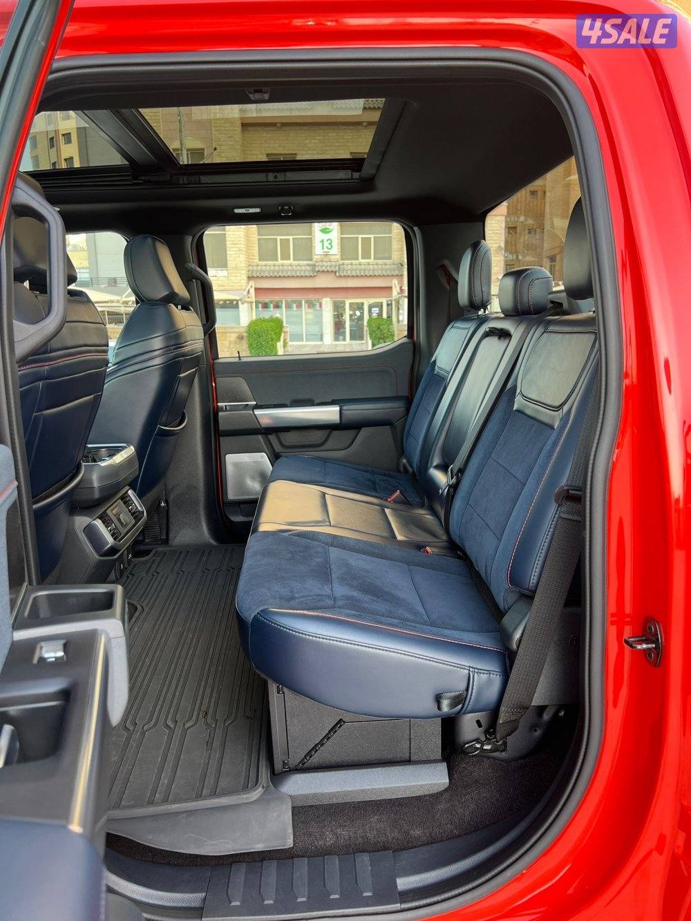 رابتر 2021 / 37 ماشي 118 الف بحالة الوكاله صبغ الوكاله شرط الفحص8