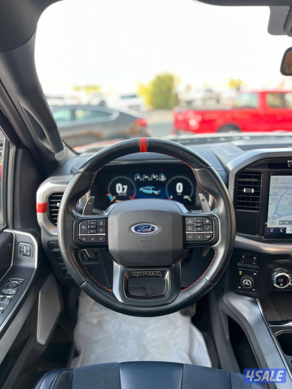 رابتر 2021 / 37 ماشي 118 الف بحالة الوكاله صبغ الوكاله شرط الفحص10