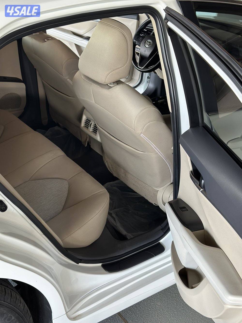 للبيع كامري موديل ٢٠٢٢ ماشية ٥٥ الف فقط9