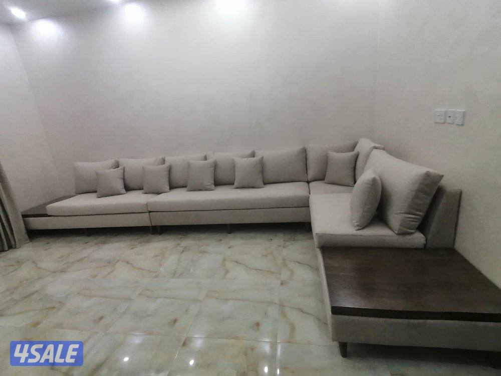 يوجد تفصيل تنجيد وتلبيس حميع انواع الموديلات وسناير7