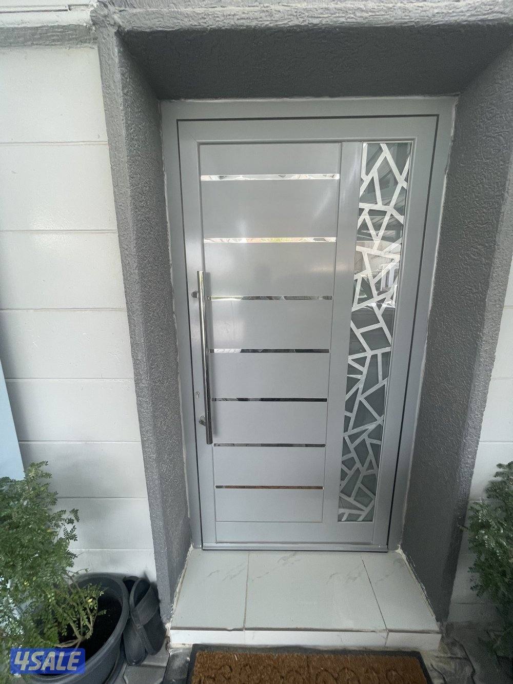 Alumnum window doors shuter kitchen15