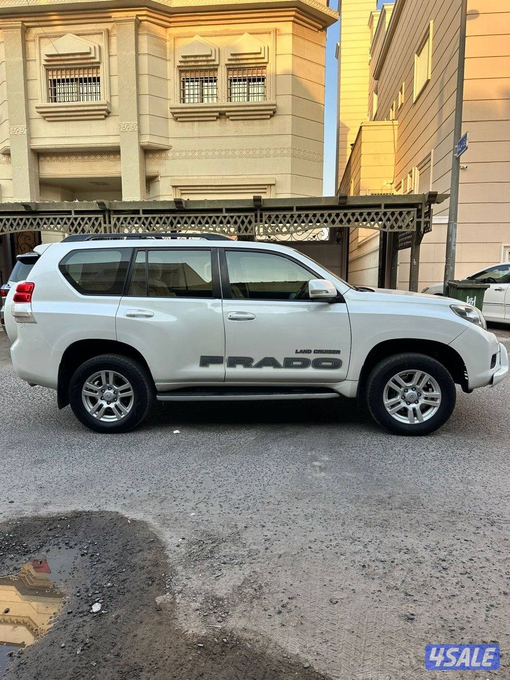 للبيع لاارغب لبدل  موديل 2013 VX   اتصل الشراء1