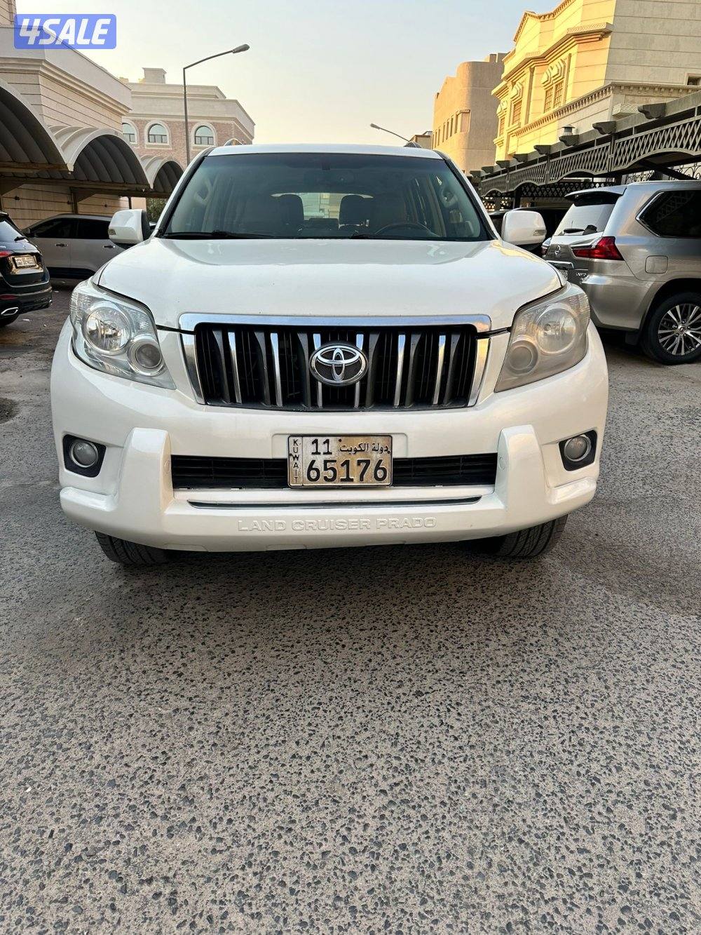 للبيع لاارغب لبدل  موديل 2013 VX   اتصل الشراء5