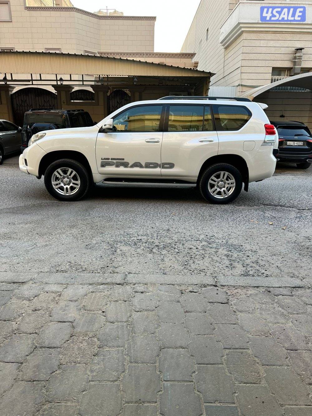 للبيع لاارغب لبدل  موديل 2013 VX   اتصل الشراء6